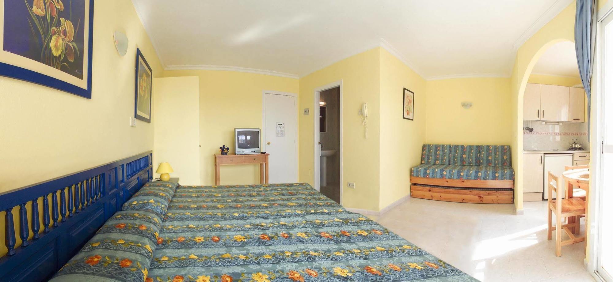 Hotel Apartamentos Vibra San Marino San Antonio  Room photo